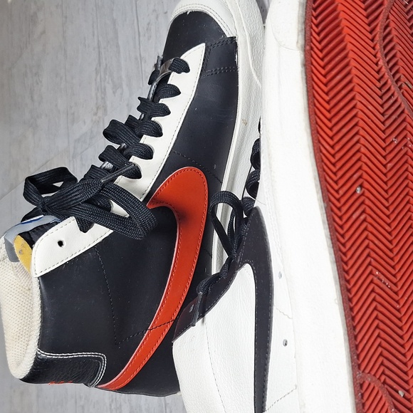 Nike Blazers Mid - 77 EMB - Picture 2 of 6